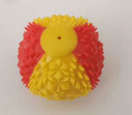 Cleaning teeth, making a sound to tease the cat, playing ball with it